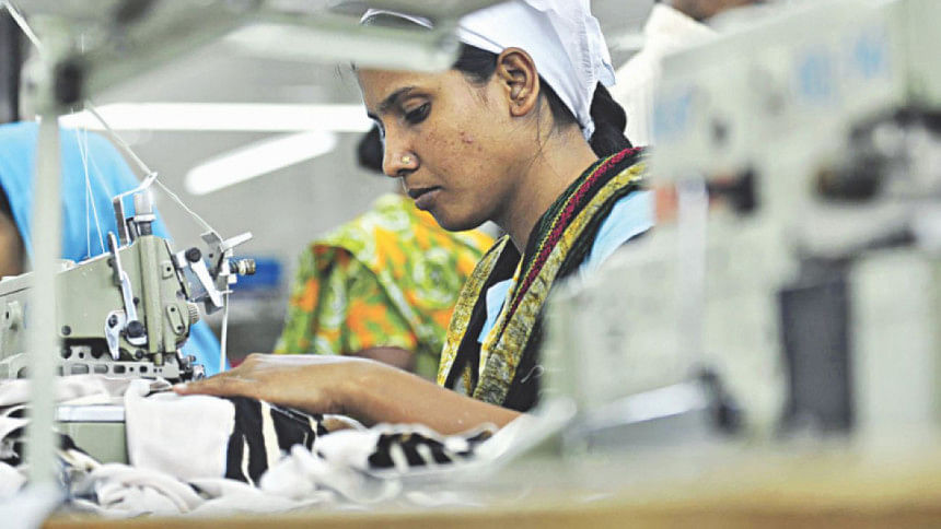 Govt increases annual increment of garment workers to 9pc