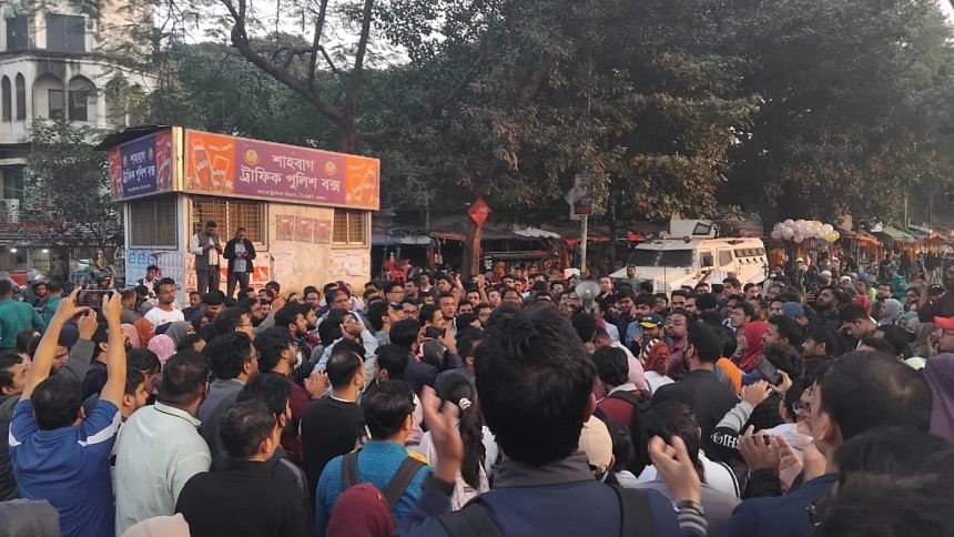 doctors protest for stipend raise doctors protest for stipend raise