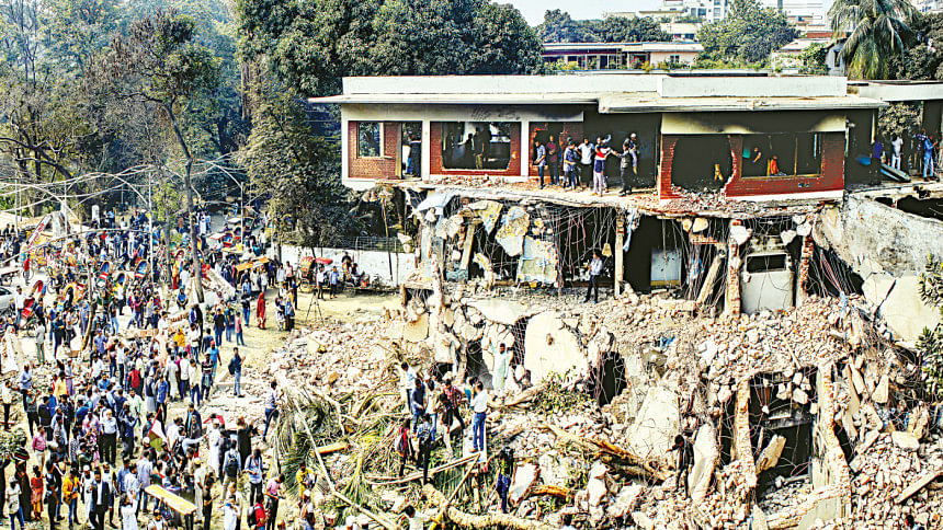 Dhanmondi 32 house remnants removed Dhanmondi 32 house remnants removed