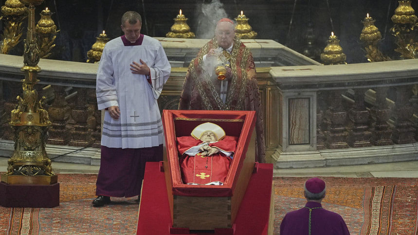 Pope Francis coffin lying in state Pope Francis coffin lying in state