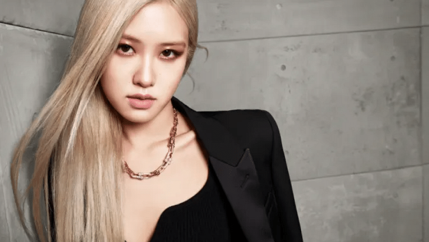 Rosé breaks barriers with non-Korean AMA nomination Rosé breaks barriers with non-Korean AMA nomination