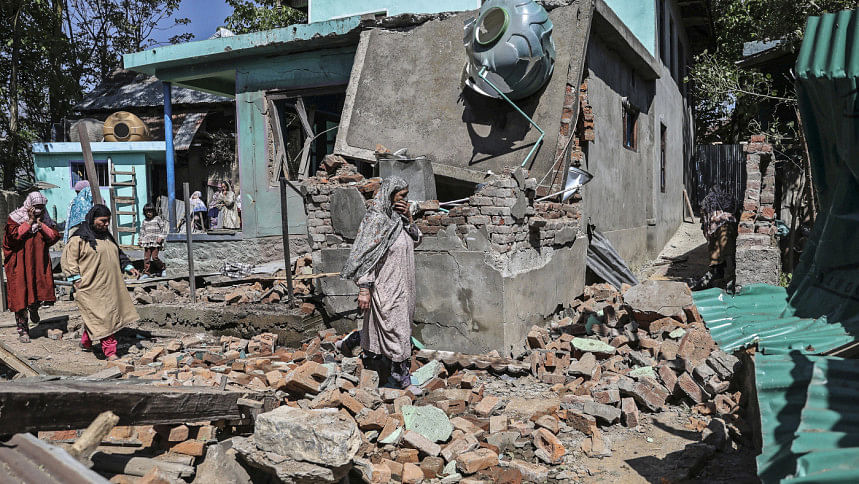 Kashmir attack suspects homes destroyed Kashmir attack suspects homes destroyed