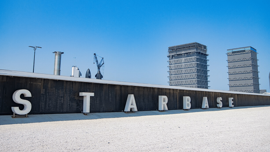 Starbase city Starbase city