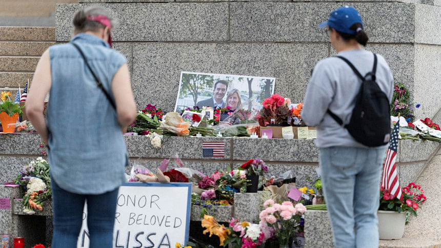 Suspect in custody after shooting Minnesota lawmakers while posing as officer, ABC News says | The Daily Star