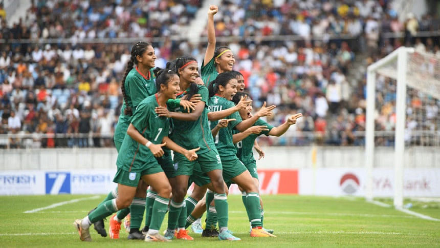 Bangladesh women's football team Bangladesh women's football team