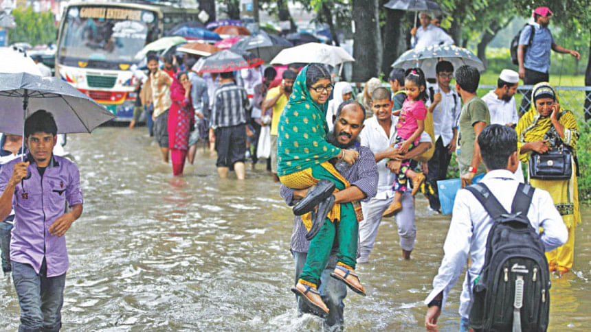 waterlogging in Dhaka waterlogging in Dhaka