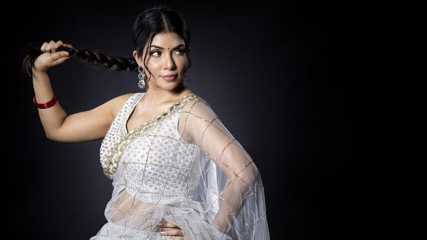 Nawshaba’s Tollywood debut set for Durga Puja release Nawshaba’s Tollywood debut set for Durga Puja release