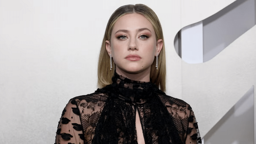 Lili Reinhart to star in and produce film adaptation of ‘The Love Hypothesis’ Lili Reinhart to star in and produce film adaptation of ‘The Love Hypothesis’