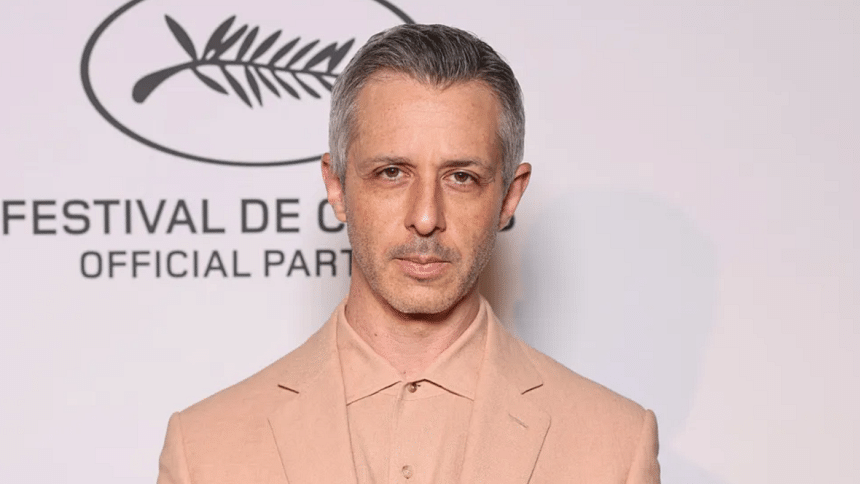 Is Jeremy Strong set to play Mark Zuckerberg in ‘The Social Network Part II’? Is Jeremy Strong set to play Mark Zuckerberg in ‘The Social Network Part II’?