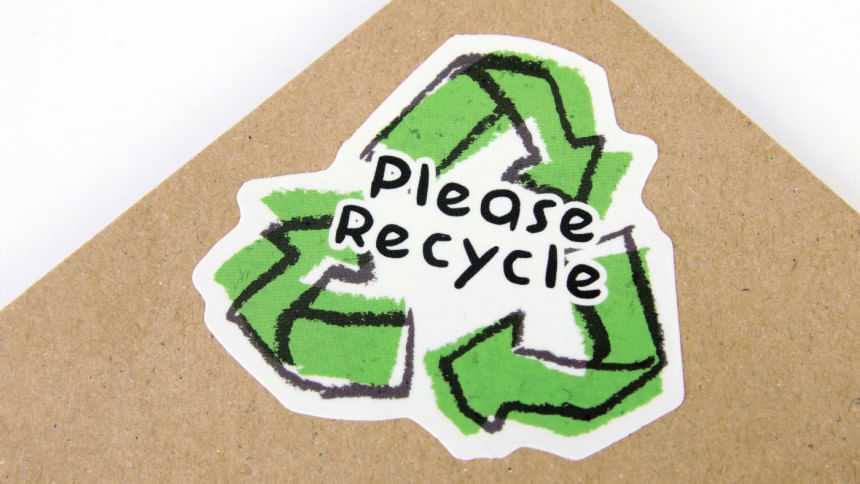 Easy, simple changes to live a greener lifestyle Easy, simple changes to live a greener lifestyle