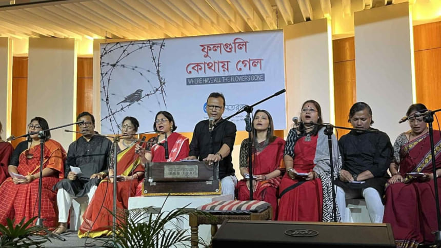 ‘Phulguli Kothay Gelo’: Joltorongo's musical and literary call for peace ‘Phulguli Kothay Gelo’: Joltorongo's musical and literary call for peace