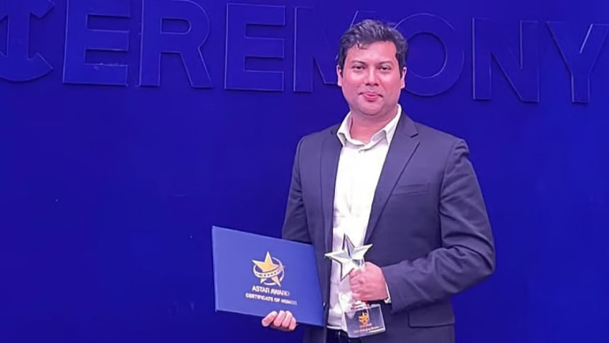 Iqbal Hossain Chowdhury wins Best Emerging Director at Astar Awards for ‘Boli: The Wrestler’ Iqbal Hossain Chowdhury wins Best Emerging Director at Astar Awards for ‘Boli: The Wrestler’