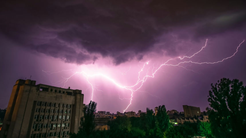 Lightning strike Lightning strike
