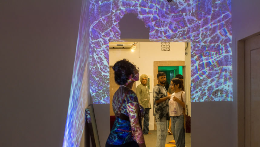 ‘A Meditation on Peace’: a sensory delight through artistic hypnotism ‘A Meditation on Peace’: a sensory delight through artistic hypnotism