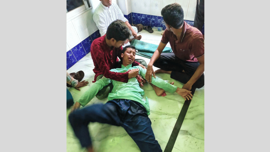 BNP-Jamaat activists clash in Noakhali; at least 50 injured