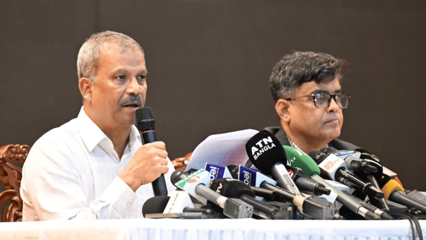 'Is it really possible to hear 800 cases within 4-5 hours?'