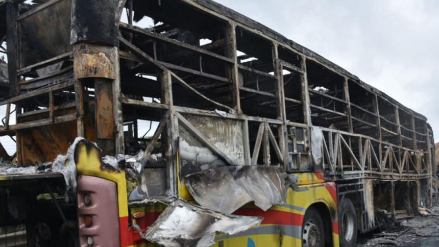 At least 20 killed after bus catches fire in India's Andhra Pradesh