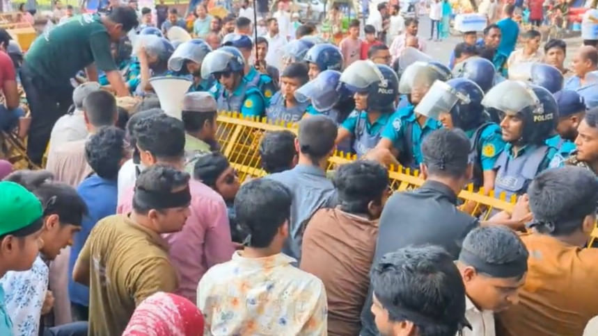 Police block march of graduates with disabilities near Shahbagh