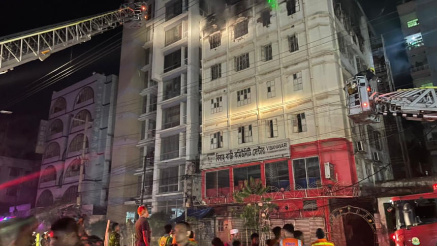 Fire at building in Mirpur’s Kalshi under control