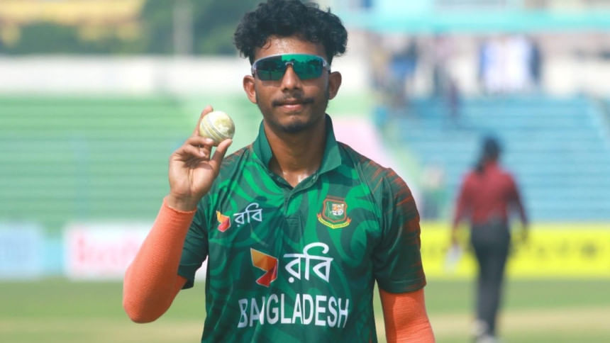 Emon six-for in vain as Afghanistan U-19s go 2-1 up