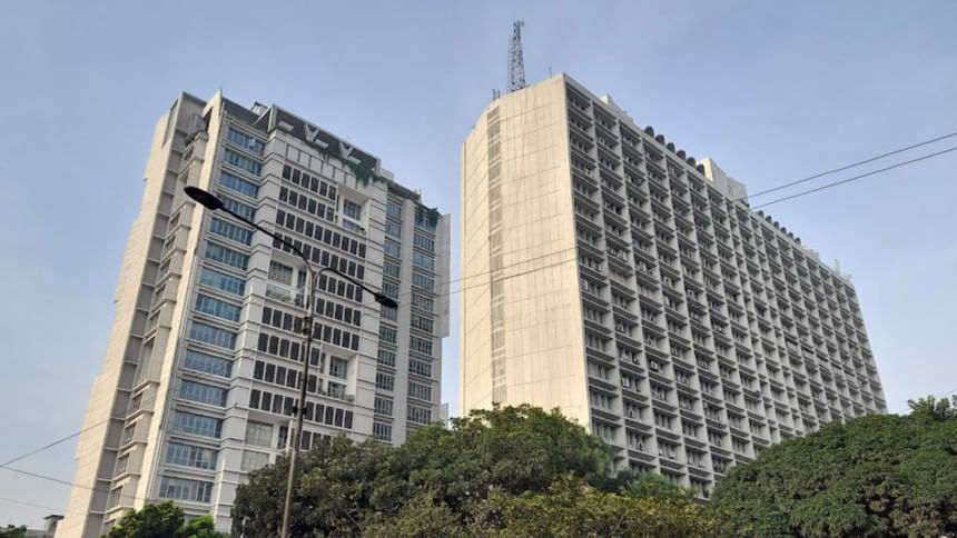 Frustration in civil service as retirees fill key posts