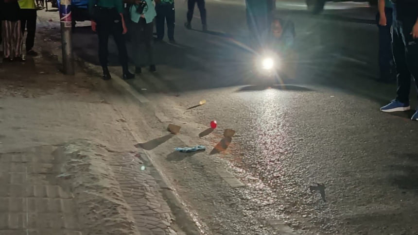 Crude bombs blasted near NCP office in Dhaka’s Banglamotor