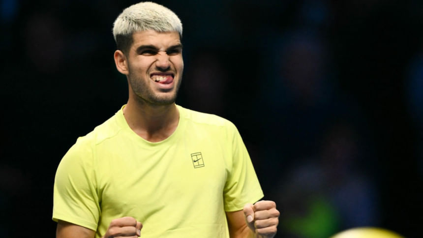 Alcaraz advances at ATP Finals, one win from topping 2025 rankings