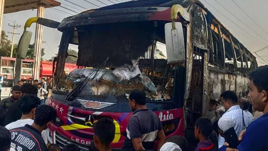Driver burnt alive as bus set on fire in Mymensingh