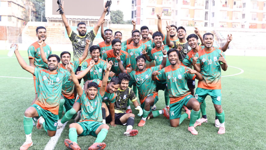 Dinajpur edge Chittagong 3-2 to reach National Championship final