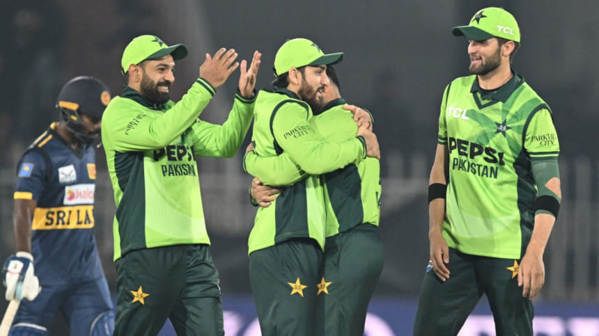 Pakistan survive Hasaranga scare to win Rawalpindi thriller