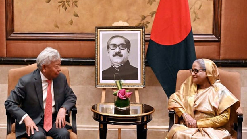 PM Sheikh Hasina asks AIIB to lower loan interest rates PM Sheikh Hasina asks AIIB to lower loan interest rates