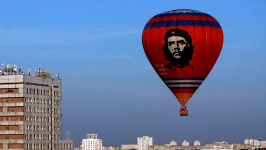 Che Guevara: From headpins to billboards Che Guevara
