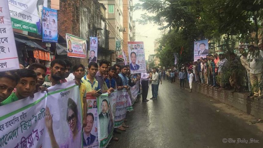 Khaleda starts for Cox’s Bazar The convoy of BNP Chairperson Khaleda Zia starts from Chittagong circuit house on its way to Cox's Bazar where she will visit Rohingya refugee camps.