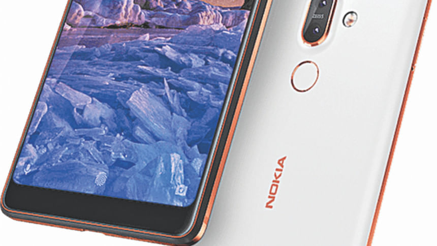 Nokia 7 Plus Nokia 7 Plus
