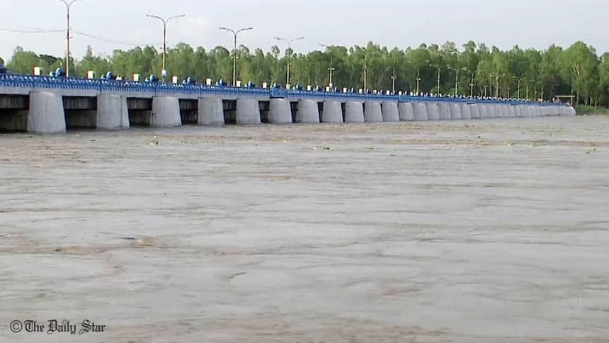 Flood in Bangladesh 2019: Major rivers continue to rise, more areas ...