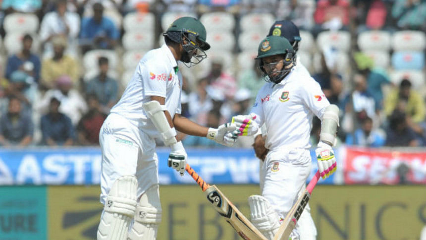 Shakib Al Hasan and Mushfiqur Rahim in Cricket Australia XI Shakib Al Hasan and Mushfiqur Rahim in Cricket Australia XI