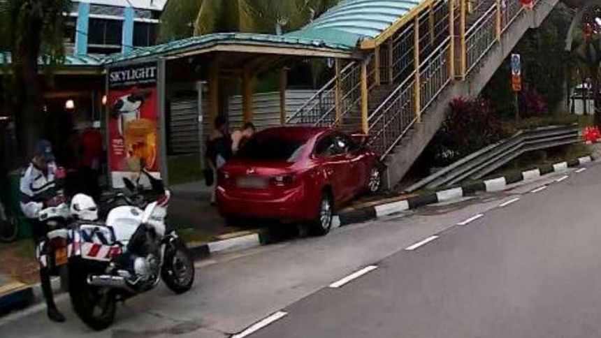 Singapore car crash Singapore car crash