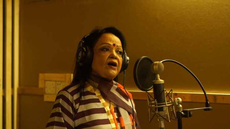 Sabina Yasmin re-records ‘Ei Mon Tomake Dilam’ for ‘Domm’