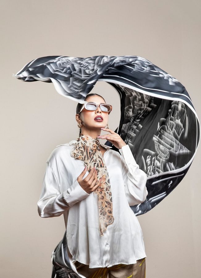 Style drab and dreary office wear instantly with stylish scarves Style drab and dreary office wear instantly with stylish scarves