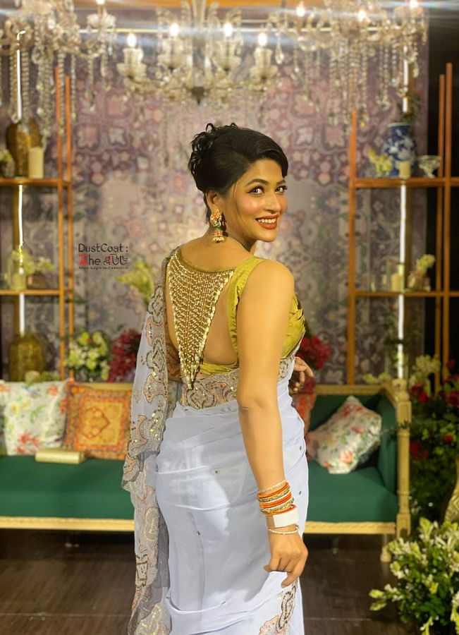 Azmeri Haque Badhan dazzles in chic sari blouses Azmeri Haque Badhon in jamdani sari
