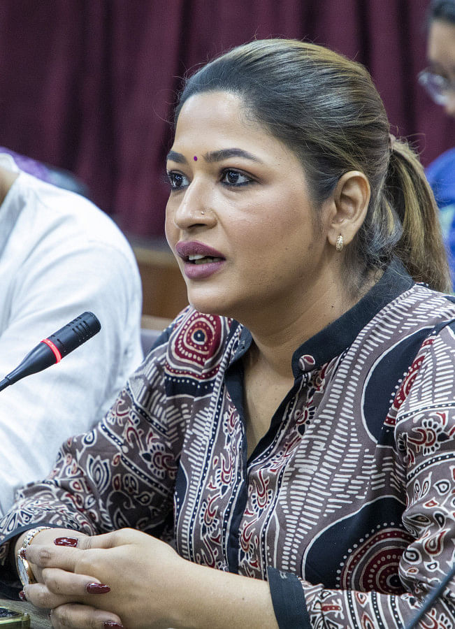 ‘We must stay united for Bangladesh’: Drissho Madhyam Shilpi Shomaj announces July plans ‘We must stay united for Bangladesh’: Drissho Madhyam Shilpi Shomaj announces July plans