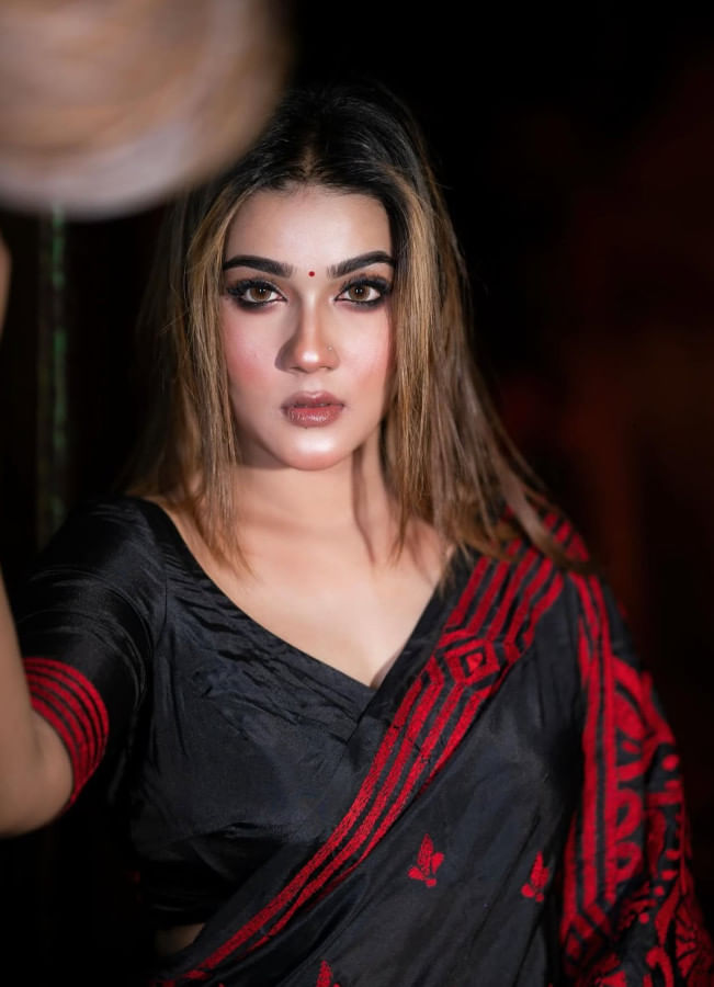 Mahiya Mahi announces return to acting Mahiya Mahi announces return to acting