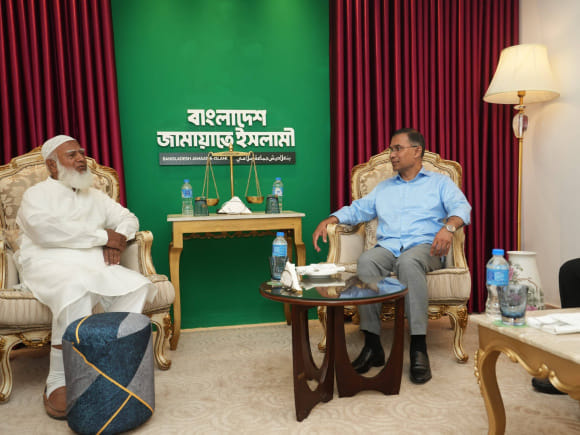 Tarique visits Shafiqur.jpg