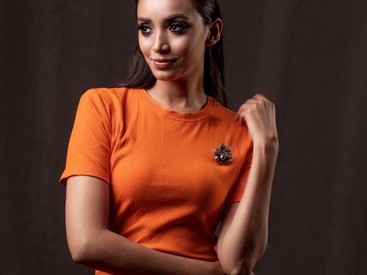 Great ways to style brooches