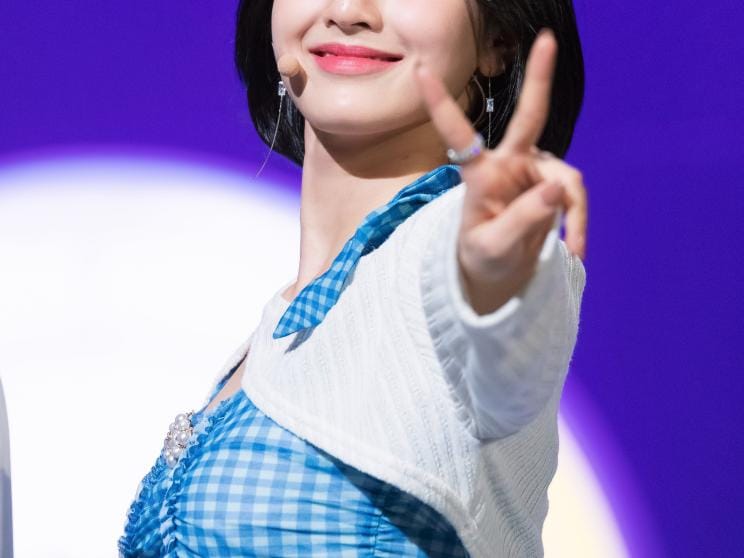 211019-twice-jihyo-documents-1.jpeg