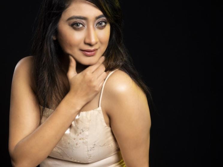 zinat sanu swagata singer & actress