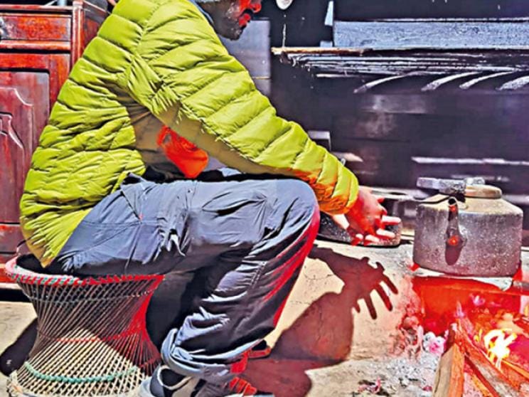 trekking routes in the Indian and Nepal Himalayas