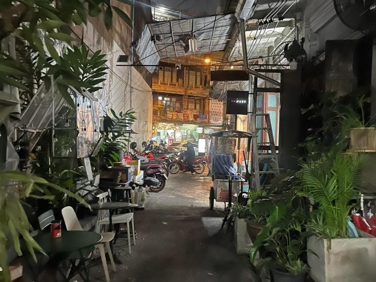 Visiting Bangkok: Beyond Soi 11