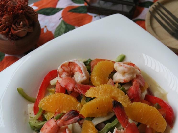shrimp-orange_salad     Shrimp-tastic summer: Light and lively recipes for seafood lovers