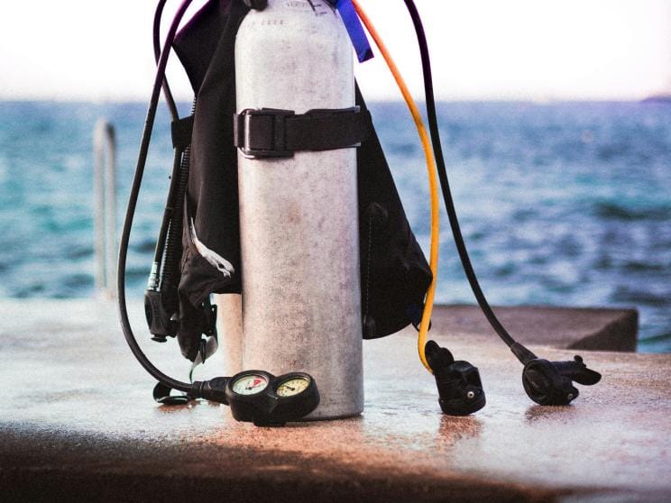 Beneath the surface: Slow breaths and slower time from scuba diving